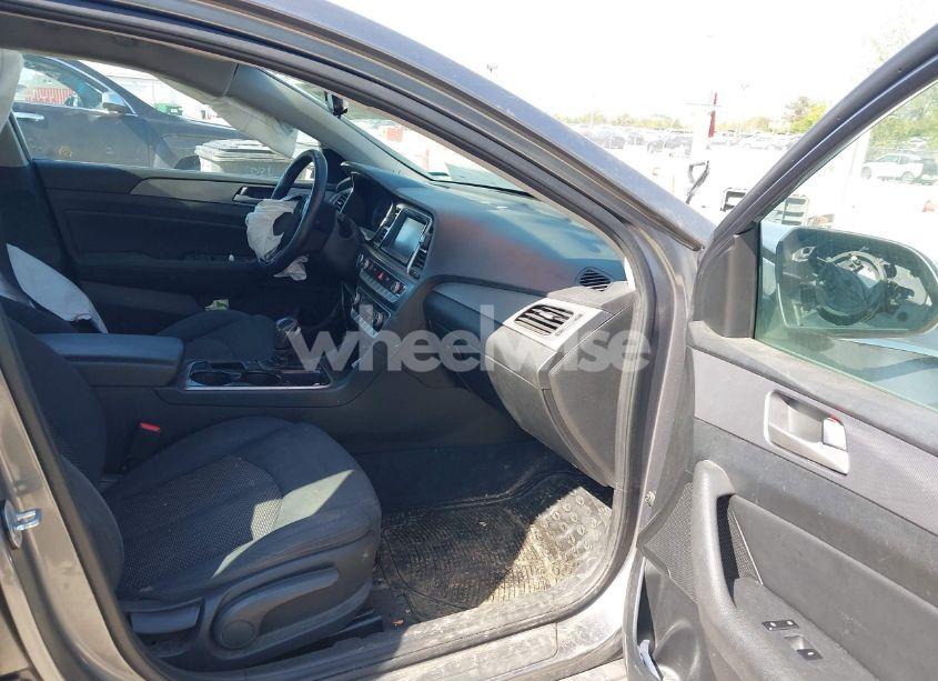 Photo 5 of 2018 Hyundai Sonata SEL (VIN 5NPE34AFXJH628630)