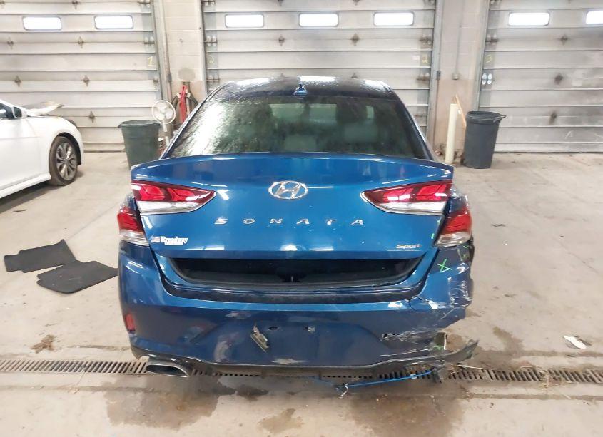 Photo 16 of 2018 Hyundai Sonata SPORT (VIN 5NPE34AFXJH640003)