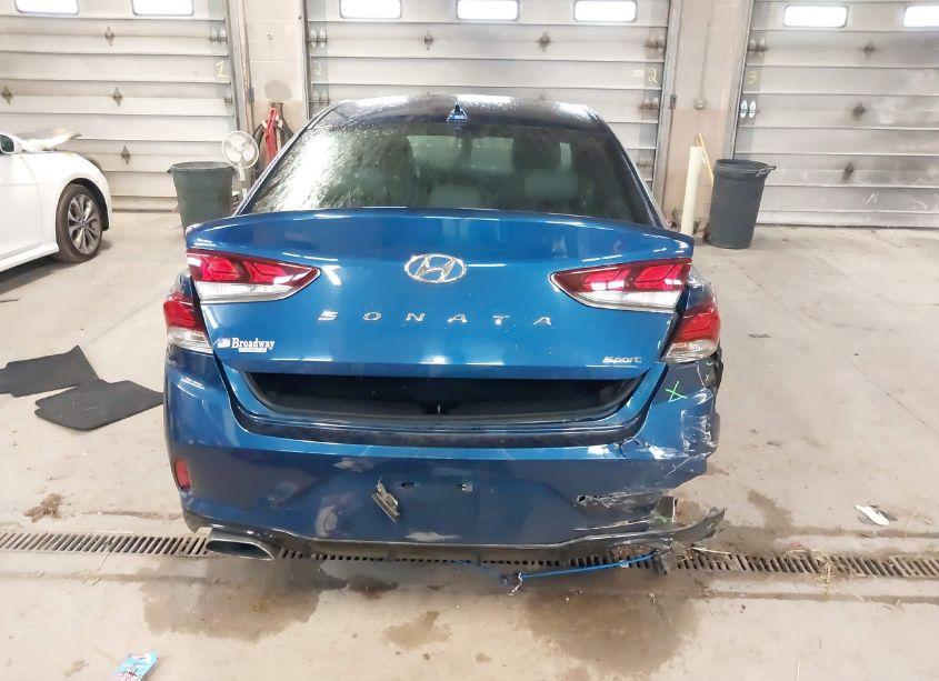 Photo 6 of 2018 Hyundai Sonata SPORT (VIN 5NPE34AFXJH640003)