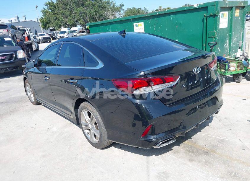 Photo 3 of 2018 Hyundai Sonata SPORT (VIN 5NPE34AFXJH653446)