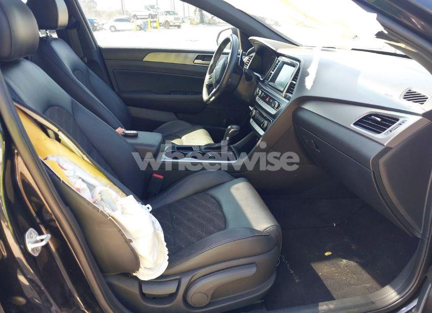 Photo 5 of 2018 Hyundai Sonata SPORT (VIN 5NPE34AFXJH653446)