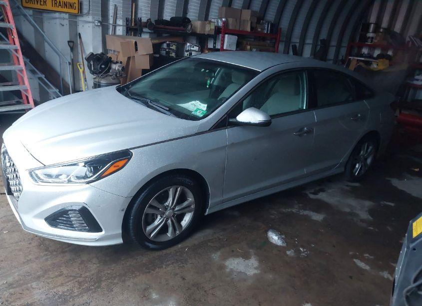 Photo 2 of 2018 Hyundai Sonata SEL+ (VIN 5NPE34AFXJH717758)