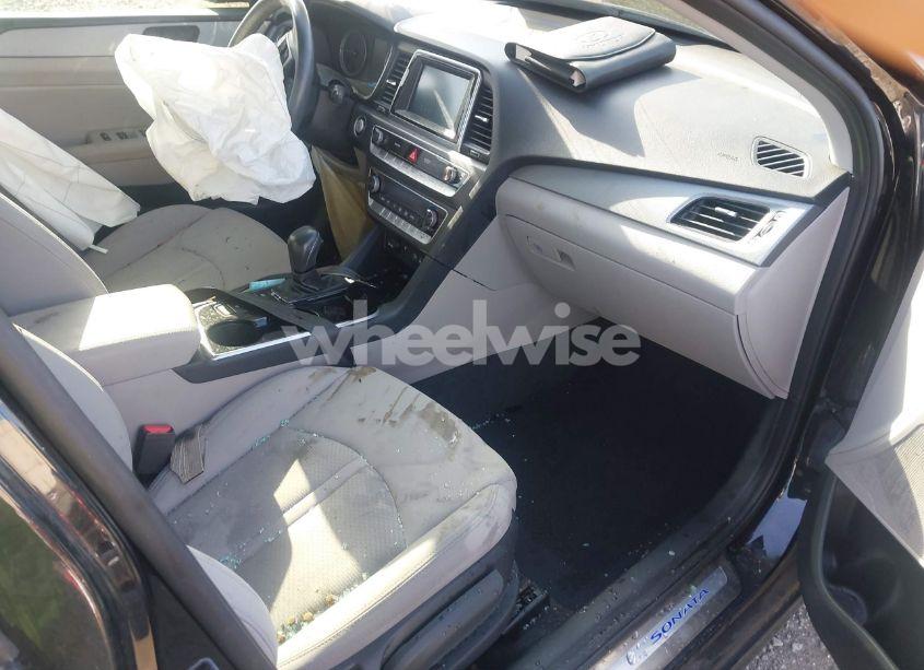 Photo 5 of 2019 Hyundai Sonata SEL (VIN 5NPE34AFXKH761180)