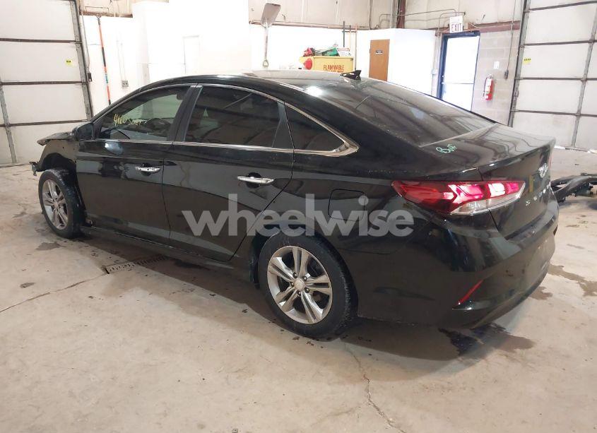 Photo 3 of 2019 Hyundai Sonata SEL (VIN 5NPE34AFXKH772163)