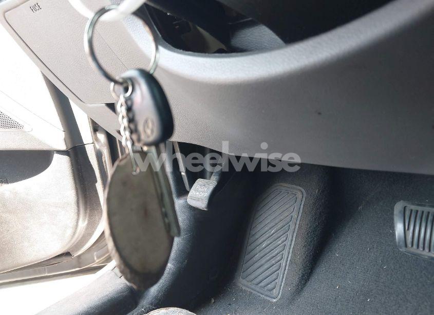 Photo 11 of 2011 Hyundai Sonata GLS (VIN 5NPEB4AC0BH023364)