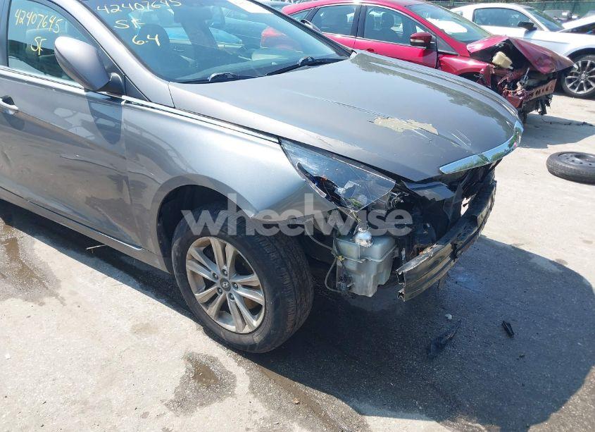 Photo 18 of 2011 Hyundai Sonata GLS (VIN 5NPEB4AC0BH023364)