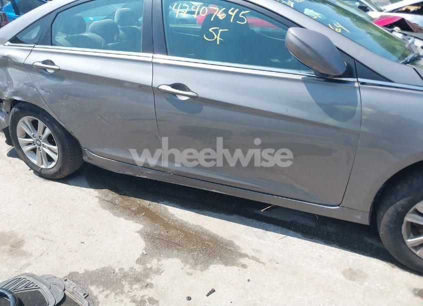 Photo 19 of 2011 Hyundai Sonata GLS (VIN 5NPEB4AC0BH023364)