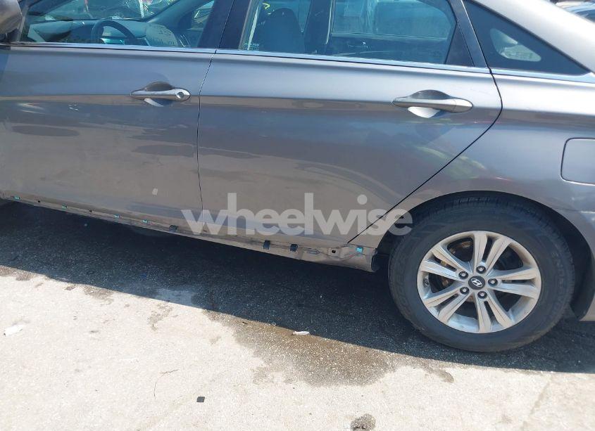 Photo 21 of 2011 Hyundai Sonata GLS (VIN 5NPEB4AC0BH023364)