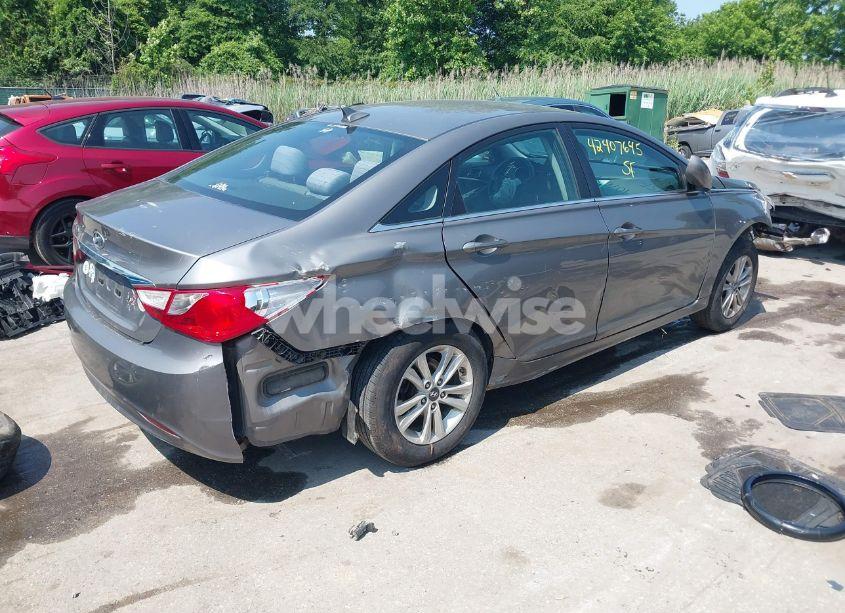 Photo 4 of 2011 Hyundai Sonata GLS (VIN 5NPEB4AC0BH023364)