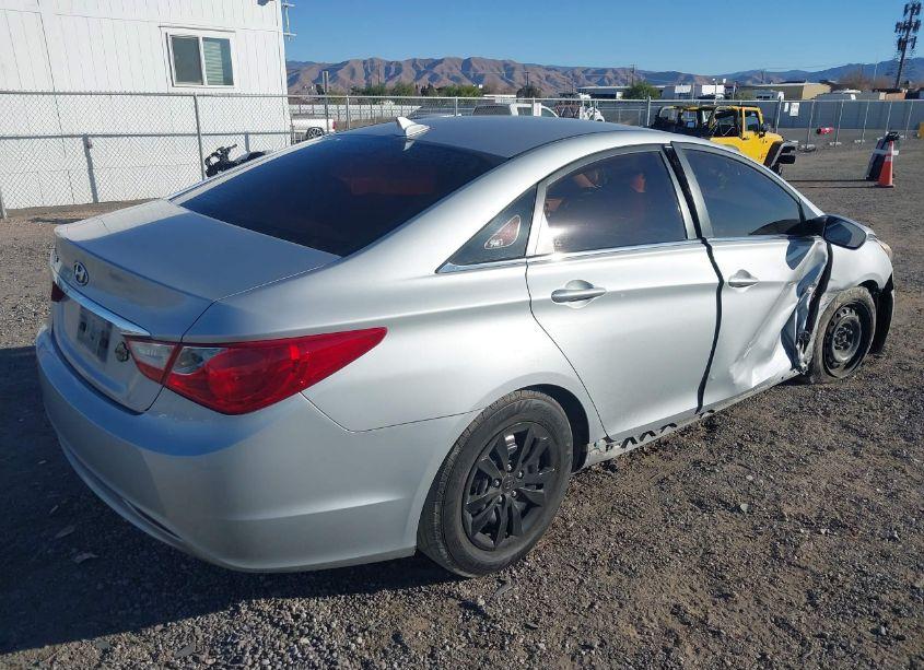 Photo 4 of 2011 Hyundai Sonata GLS (VIN 5NPEB4AC0BH029925)