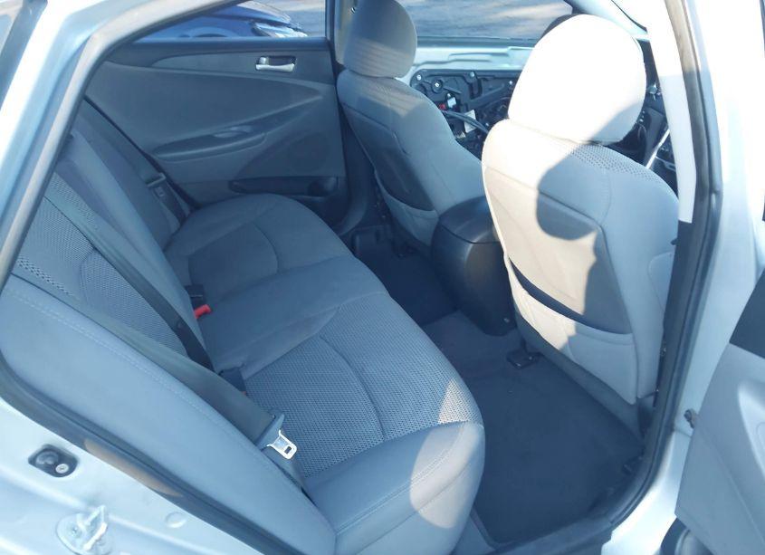 Photo 8 of 2011 Hyundai Sonata GLS (VIN 5NPEB4AC0BH033828)