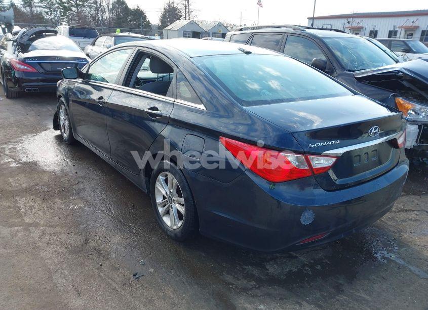 Photo 3 of 2011 Hyundai Sonata GLS (VIN 5NPEB4AC0BH041413)