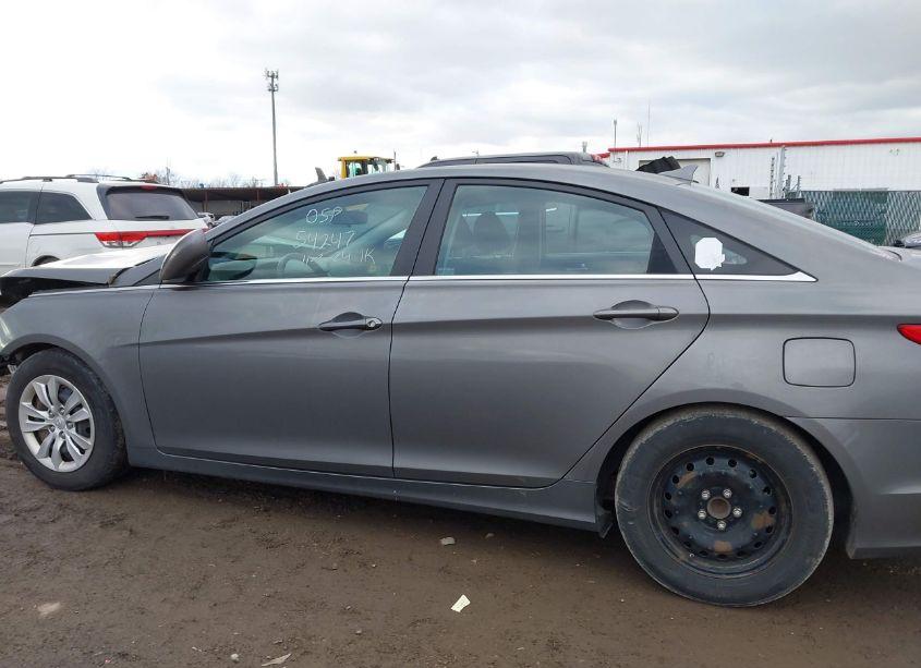 Photo 14 of 2011 Hyundai Sonata GLS (VIN 5NPEB4AC0BH051195)