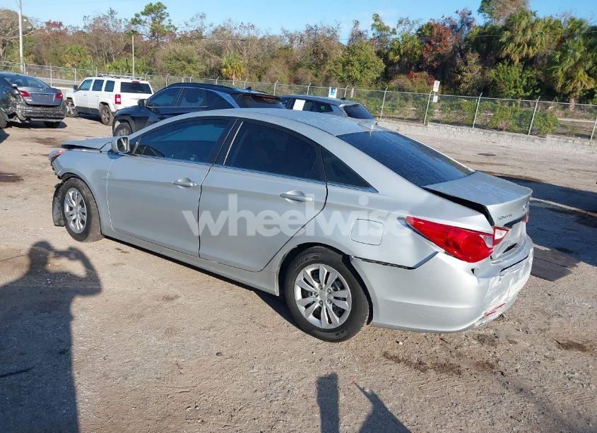 Photo 3 of 2011 Hyundai Sonata GLS (VIN 5NPEB4AC0BH059491)