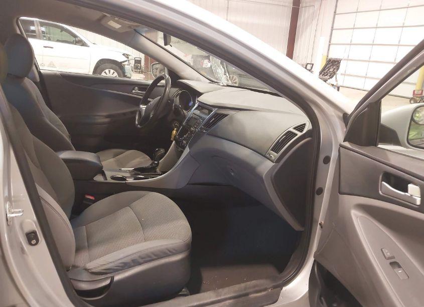 Photo 5 of 2011 Hyundai Sonata GLS (VIN 5NPEB4AC0BH089705)