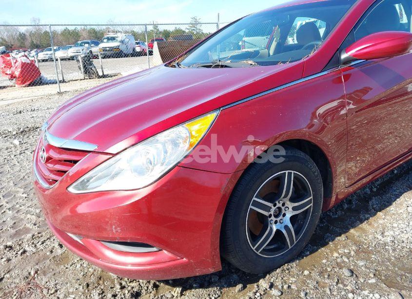Photo 13 of 2011 Hyundai Sonata GLS (VIN 5NPEB4AC0BH110682)