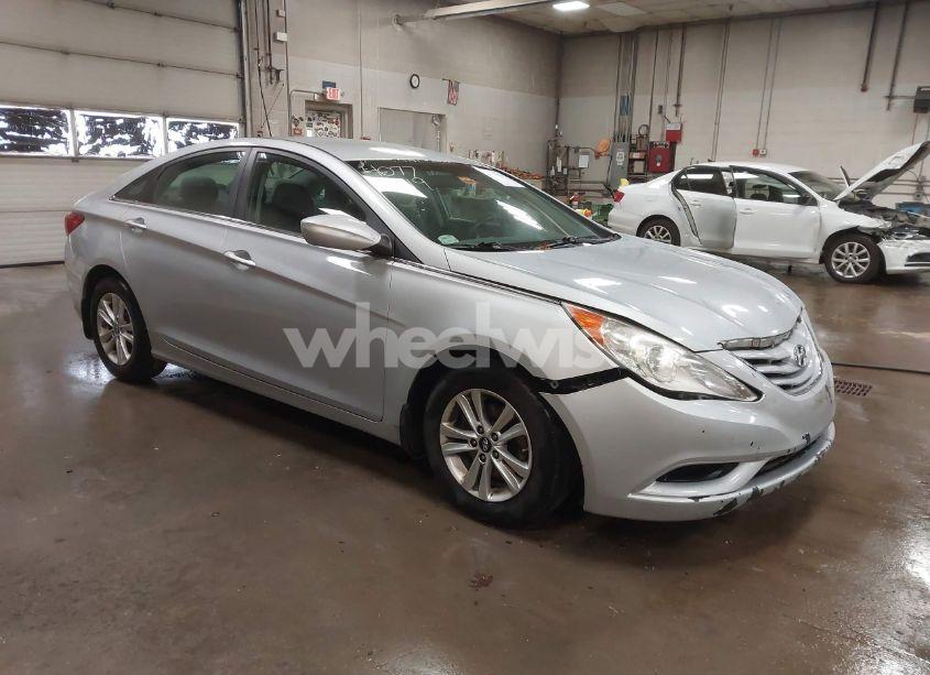 2011 Hyundai Sonata GLS (VIN 5NPEB4AC0BH113405) main photo