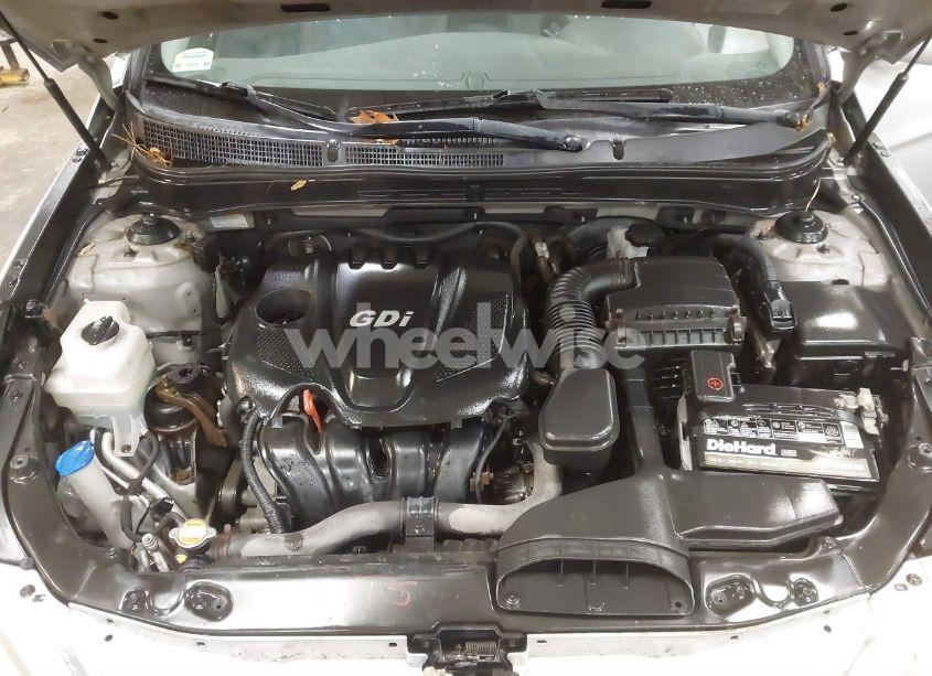 Photo 10 of 2011 Hyundai Sonata GLS (VIN 5NPEB4AC0BH113405)