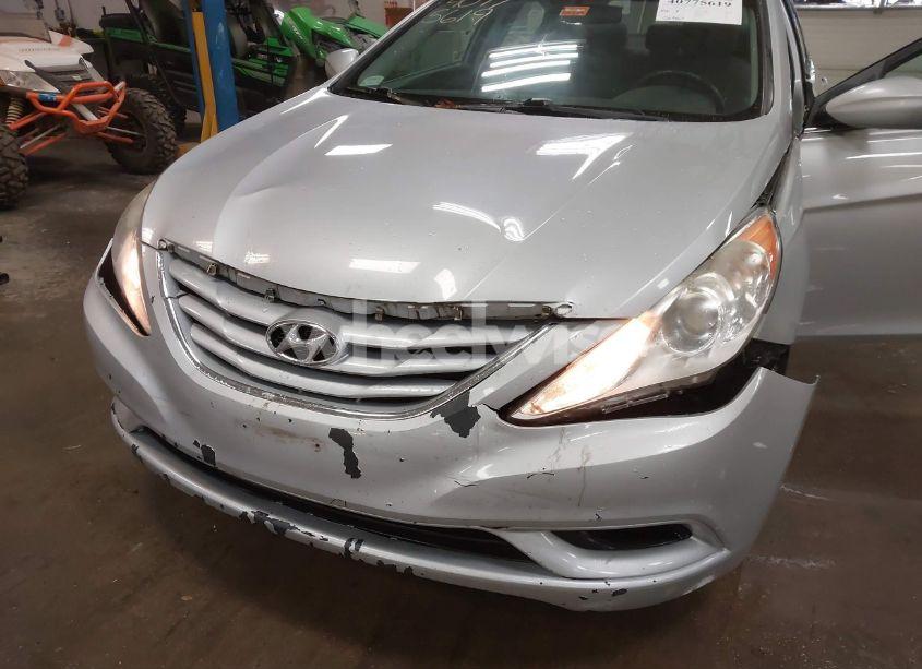 Photo 6 of 2011 Hyundai Sonata GLS (VIN 5NPEB4AC0BH113405)