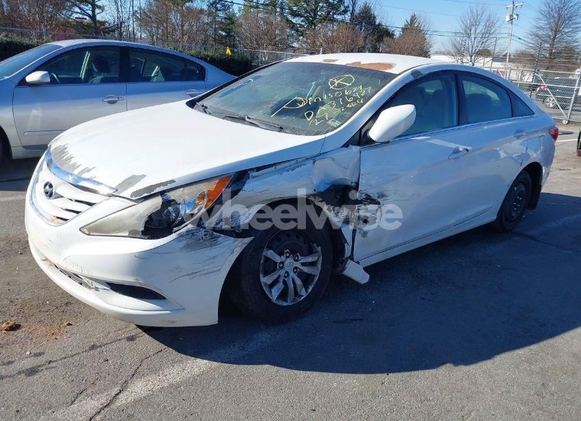 Photo 2 of 2011 Hyundai Sonata GLS (VIN 5NPEB4AC0BH150681)