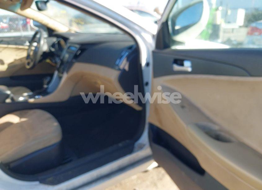 Photo 5 of 2011 Hyundai Sonata GLS (VIN 5NPEB4AC0BH150681)