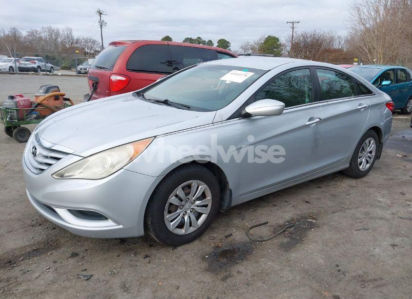 Photo 2 of 2011 Hyundai Sonata GLS (VIN 5NPEB4AC0BH157565)