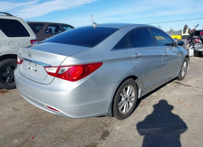 Photo 4 of 2011 Hyundai Sonata GLS (VIN 5NPEB4AC0BH168999)
