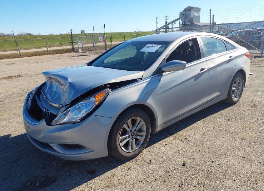 Photo 2 of 2011 Hyundai Sonata GLS (VIN 5NPEB4AC0BH188993)