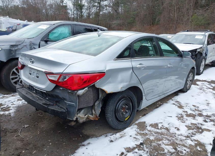 Photo 4 of 2011 Hyundai Sonata GLS (VIN 5NPEB4AC0BH193966)