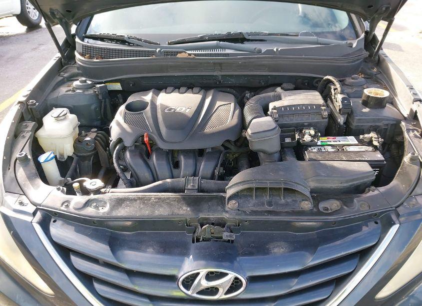Photo 10 of 2011 Hyundai Sonata GLS (VIN 5NPEB4AC0BH211351)