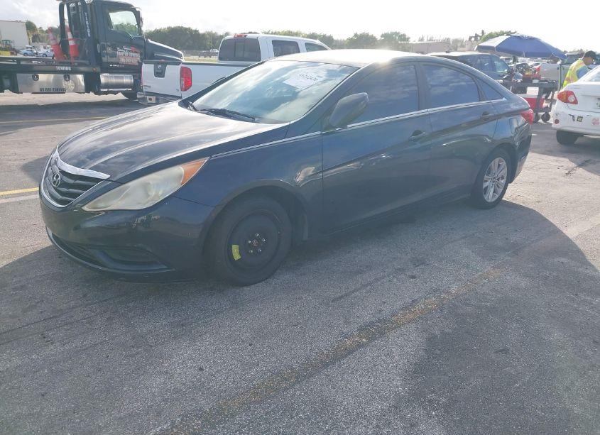 Photo 2 of 2011 Hyundai Sonata GLS (VIN 5NPEB4AC0BH211351)