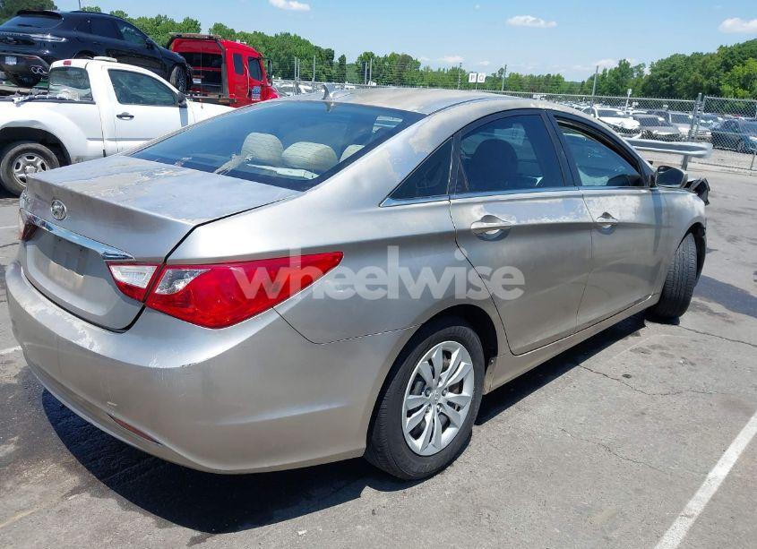 Photo 4 of 2011 Hyundai Sonata GLS (VIN 5NPEB4AC0BH220728)