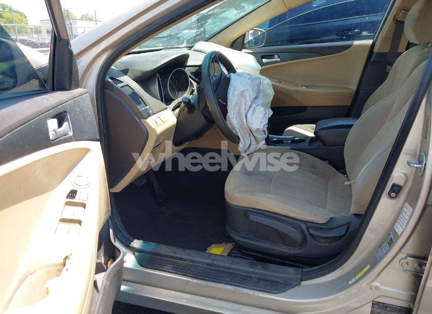 Photo 5 of 2011 Hyundai Sonata GLS (VIN 5NPEB4AC0BH220728)