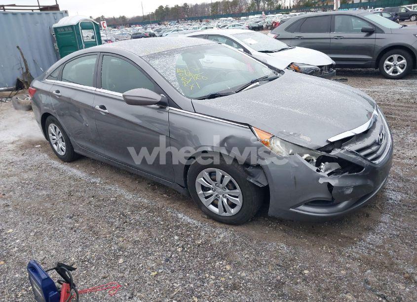 2011 Hyundai Sonata (VIN 5NPEB4AC0BH231986) main photo