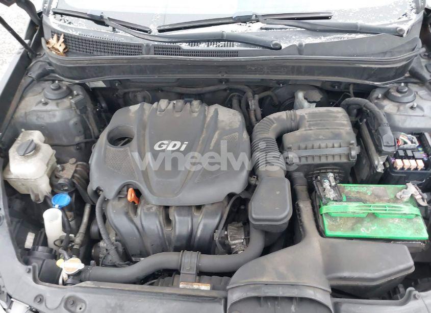 Photo 10 of 2011 Hyundai Sonata (VIN 5NPEB4AC0BH231986)