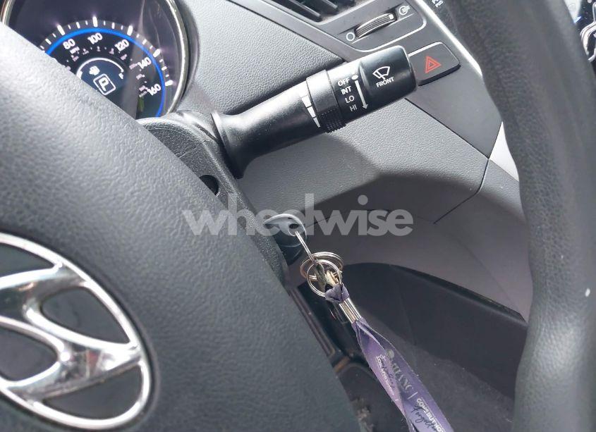 Photo 11 of 2011 Hyundai Sonata (VIN 5NPEB4AC0BH231986)