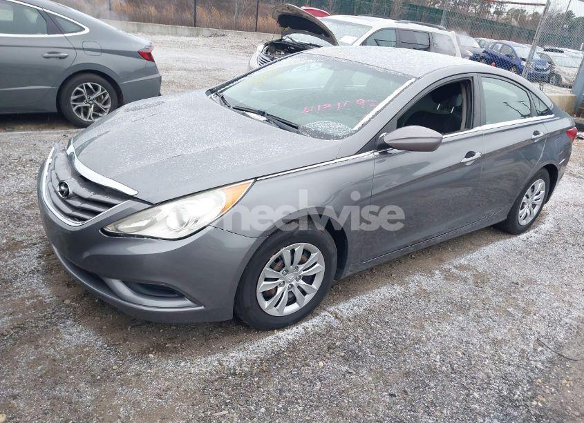 Photo 2 of 2011 Hyundai Sonata (VIN 5NPEB4AC0BH231986)