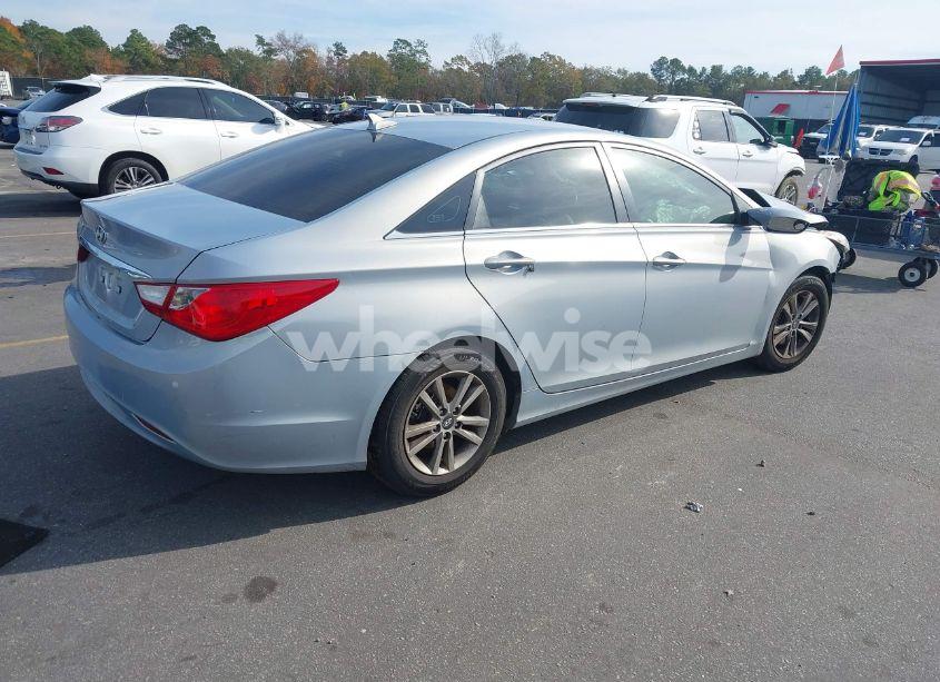 Photo 4 of 2011 Hyundai Sonata GLS (VIN 5NPEB4AC0BH243913)