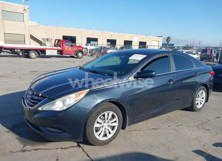Photo 2 of 2011 Hyundai Sonata GLS (VIN 5NPEB4AC0BH268133)