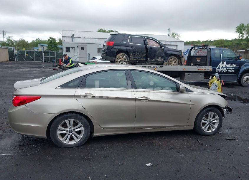 Photo 13 of 2011 Hyundai Sonata GLS (VIN 5NPEB4AC0BH273560)