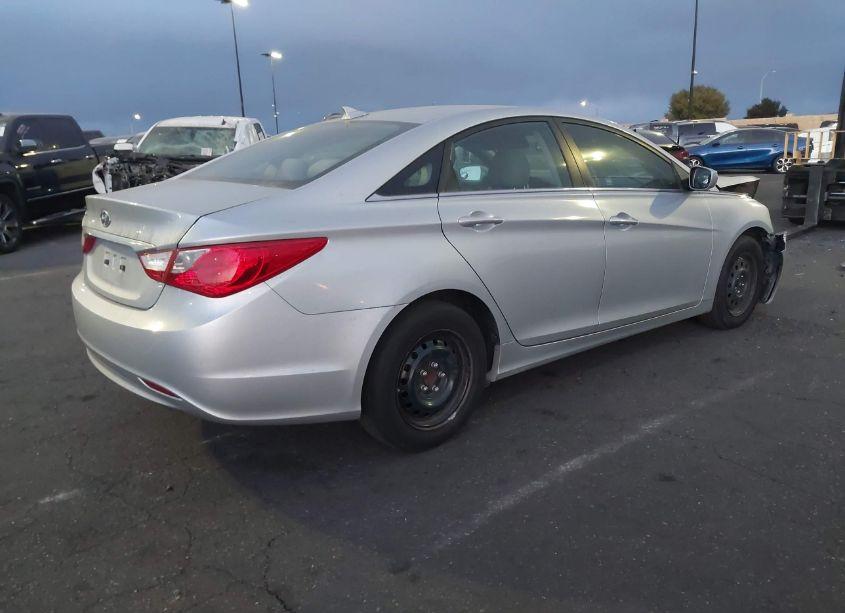 Photo 4 of 2012 Hyundai Sonata GLS (VIN 5NPEB4AC0CH342250)