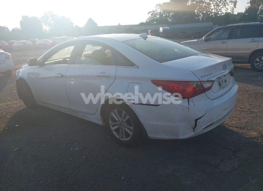 Photo 3 of 2012 Hyundai Sonata GLS (VIN 5NPEB4AC0CH412586)