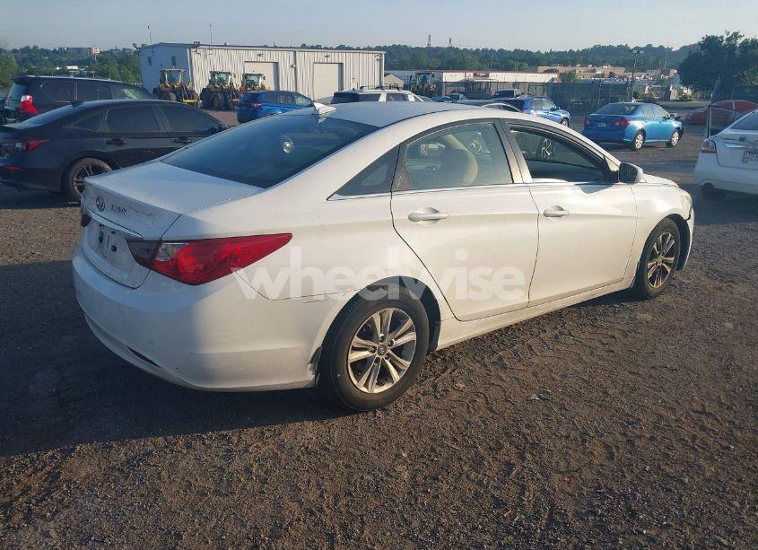 Photo 4 of 2012 Hyundai Sonata GLS (VIN 5NPEB4AC0CH412586)