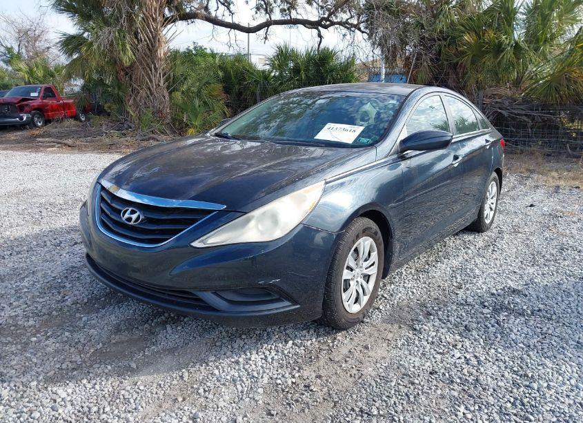 Photo 2 of 2012 Hyundai Sonata GLS (VIN 5NPEB4AC0CH438184)