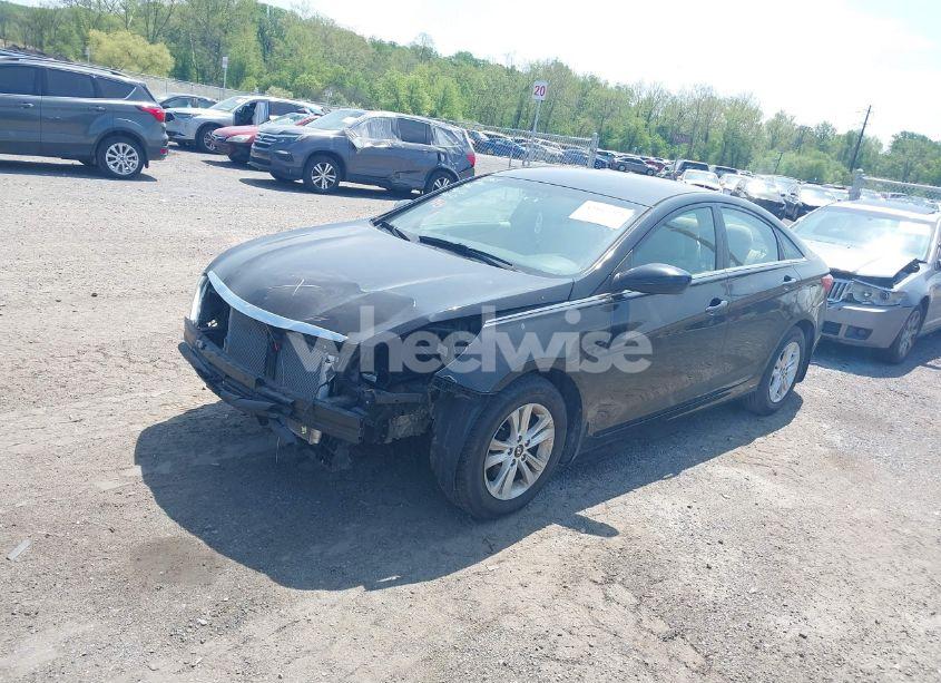Photo 2 of 2012 Hyundai Sonata GLS (VIN 5NPEB4AC0CH475400)