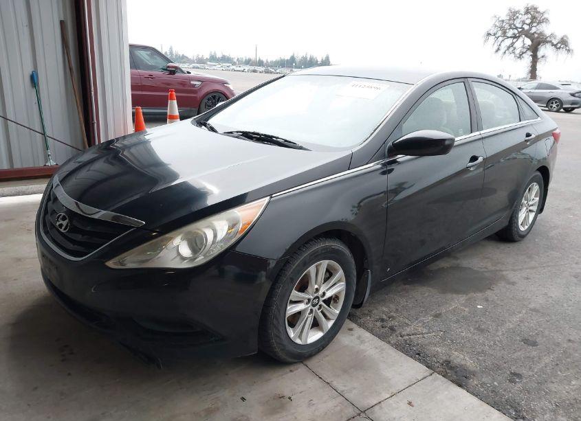 Photo 2 of 2012 Hyundai Sonata GLS (VIN 5NPEB4AC0CH475784)