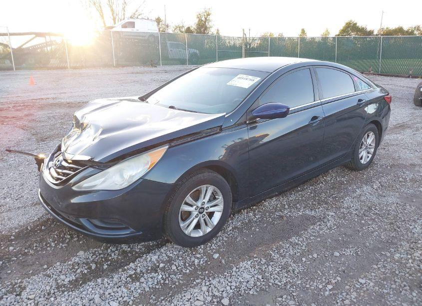 Photo 2 of 2012 Hyundai Sonata GLS (VIN 5NPEB4AC0CH486221)