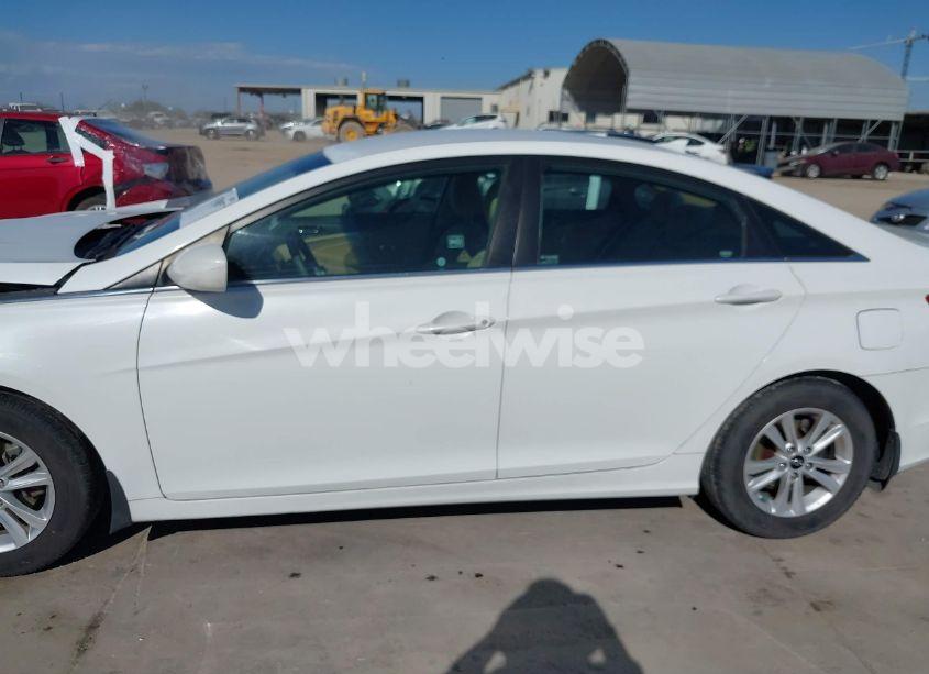 Photo 14 of 2013 Hyundai Sonata GLS (VIN 5NPEB4AC0DH512611)