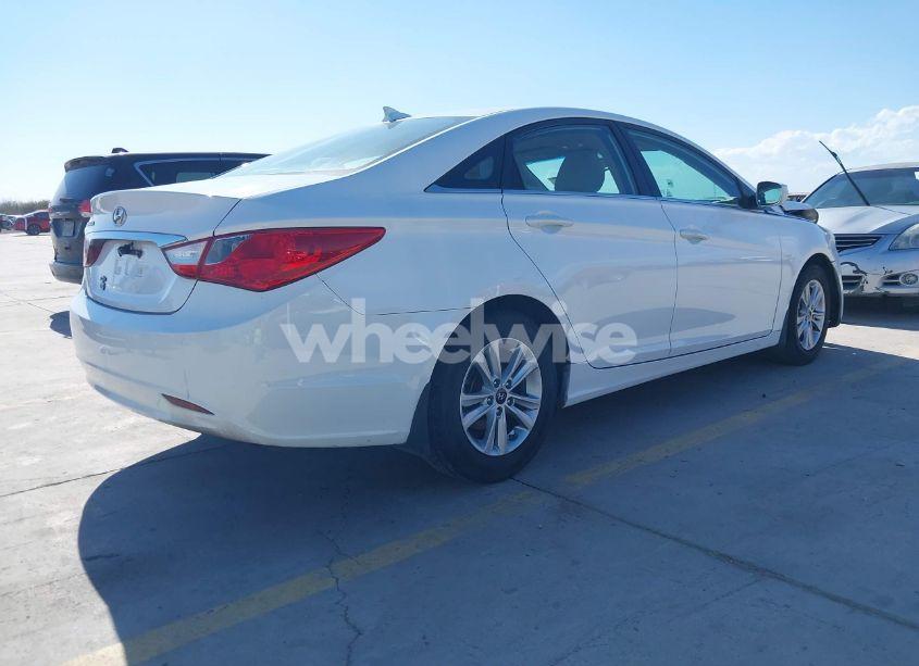 Photo 4 of 2013 Hyundai Sonata GLS (VIN 5NPEB4AC0DH512611)