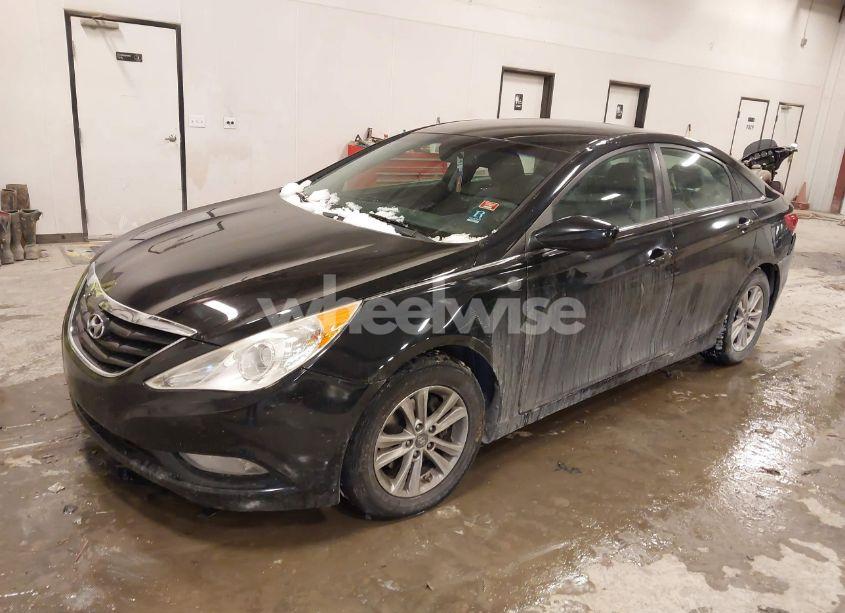 Photo 2 of 2013 Hyundai Sonata GLS (VIN 5NPEB4AC0DH517369)